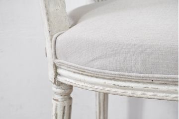 フランスアンティーク　シャビーで上品な雰囲気が魅力的なペイントチェア4脚セット(ダイニングチェア、アームレスチェア、椅子、イス、バラ売り可能)(R-081908)