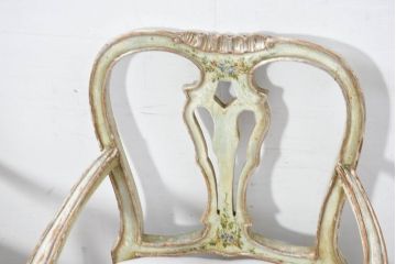 フランスアンティーク　シャビーで上品な雰囲気が魅力的なペイント猫脚アームチェア3脚セット(椅子、イス、サロンチェア、ダイニングチェア、バラ売り可能)(R-081909)