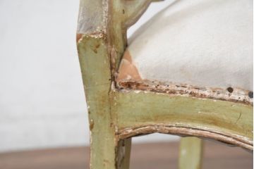 フランスアンティーク　シャビーで上品な雰囲気が魅力的なペイント猫脚アームチェア3脚セット(椅子、イス、サロンチェア、ダイニングチェア、バラ売り可能)(R-081909)