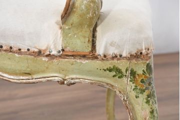 フランスアンティーク　シャビーで上品な雰囲気が魅力的なペイント猫脚アームチェア3脚セット(椅子、イス、サロンチェア、ダイニングチェア、バラ売り可能)(R-081909)