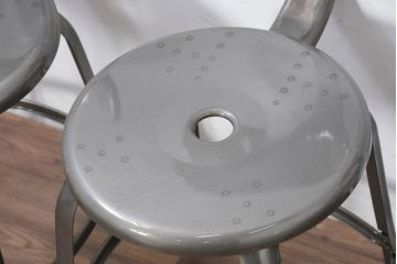 中古　美品　フランス　Nicolle Chair(ニコル・チェア)　Whale Tail(ホエールテイル)　インダストリアルデザインがおしゃれなオールスチールのメタルチェア6脚セット(板座チェア、ダイニングチェア、椅子、イス、バラ売り可能)(定価6脚で約35万円)(R-081913)