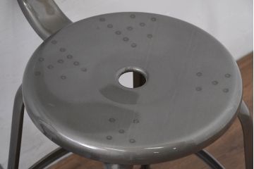 中古　美品　フランス　Nicolle Chair(ニコル・チェア)　Whale Tail(ホエールテイル)　インダストリアルデザインがおしゃれなオールスチールのメタルチェア6脚セット(板座チェア、ダイニングチェア、椅子、イス、バラ売り可能)(定価6脚で約35万円)(R-081913)