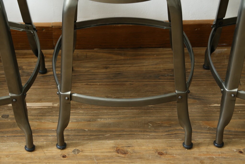 中古　美品　フランス　オールスチール製　Whale Tail(ホエールテイル・チェア)　工業用チェアの名作!　Nicolle Chair(ニコルチェア)7脚セット　定価(7脚合計)約41万円　(R-081914)