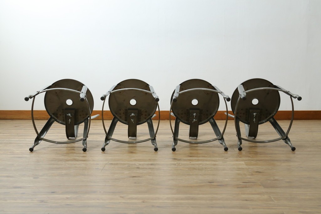 中古　美品　フランス　オールスチール製　Whale Tail(ホエールテイル・チェア)　工業用チェアの名作!　Nicolle Chair(ニコルチェア)7脚セット　定価(7脚合計)約41万円　(R-081914)
