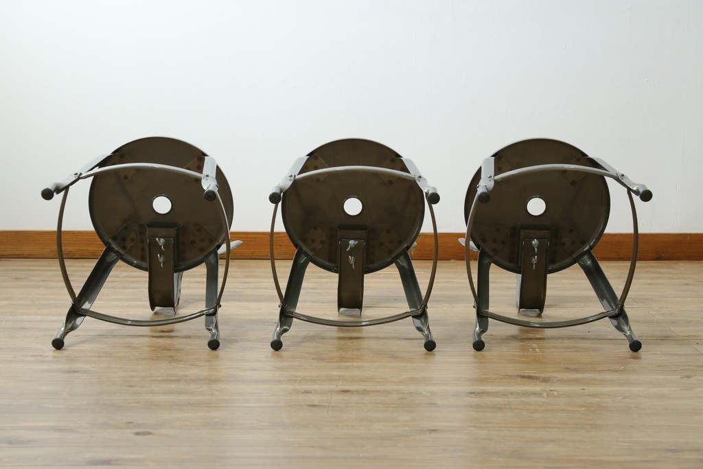中古　美品　フランス　オールスチール製　Whale Tail(ホエールテイル・チェア)　工業用チェアの名作!　Nicolle Chair(ニコルチェア)7脚セット　定価(7脚合計)約41万円　(R-081914)