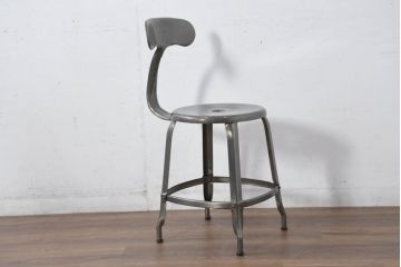 中古　美品　フランス　Nicolle Chair(ニコル・チェア)　Whale Tail(ホエールテイル)　インダストリアルデザインがおしゃれなオールスチールのメタルチェア7脚セット(板座チェア、ダイニングチェア、椅子、イス、バラ売り可能)(定価7脚で約50万円)(R-081914)