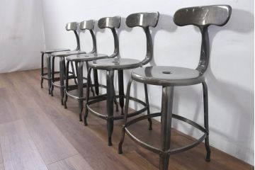 中古　フランス　Nicolle Chair(ニコル・チェア)　Whale Tail(ホエールテイル)　やや小ぶり　インダストリアルデザインがおしゃれなオールスチールのメタルチェア5脚セット(板座チェア、ダイニングチェア、椅子、イス、バラ売り可能)(定価5脚で約29万円)(R-081915)