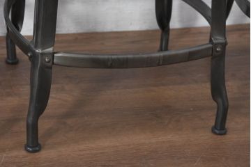 中古　フランス　Nicolle Chair(ニコル・チェア)　Whale Tail(ホエールテイル)　やや小ぶり　インダストリアルデザインがおしゃれなオールスチールのメタルチェア5脚セット(板座チェア、ダイニングチェア、椅子、イス、バラ売り可能)(定価5脚で約29万円)(R-081915)