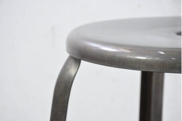 中古　フランス　Nicolle Chair(ニコル・チェア)　Whale Tail(ホエールテイル)　やや小ぶり　インダストリアルデザインがおしゃれなオールスチールのメタルチェア5脚セット(板座チェア、ダイニングチェア、椅子、イス、バラ売り可能)(定価5脚で約29万円)(R-081915)