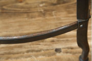 中古　フランス　Nicolle Chair(ニコル・チェア)　インダストリアルデザインがおしゃれなオールスチールのメタルスツール(板座チェア、丸椅子、丸イス)(定価約4万円)(R-081916)