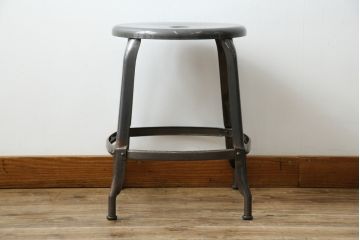 中古　フランス　Nicolle Chair(ニコル・チェア)　インダストリアルデザインがおしゃれなオールスチールのメタルスツール(板座チェア、丸椅子、丸イス)(定価約4万円)(R-081916)