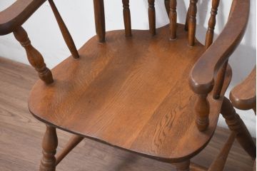和製ビンテージ　美品　柏木工(KASHIWA)　楢(ナラ)材　挽き物加工が施された背もたれと脚が魅力的なアームチェア4脚セット(ダイニングチェア、板座チェア、イス、椅子、ヴィンテージ、バラ売り可能)(R-081918)