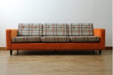 中古　美品　ACME Furniture(アクメ ファニチャー)　JETTY(ジェッティ)　色味や柄のバランスがおしゃれな3Pソファ　定価約40万円　(R-081928)