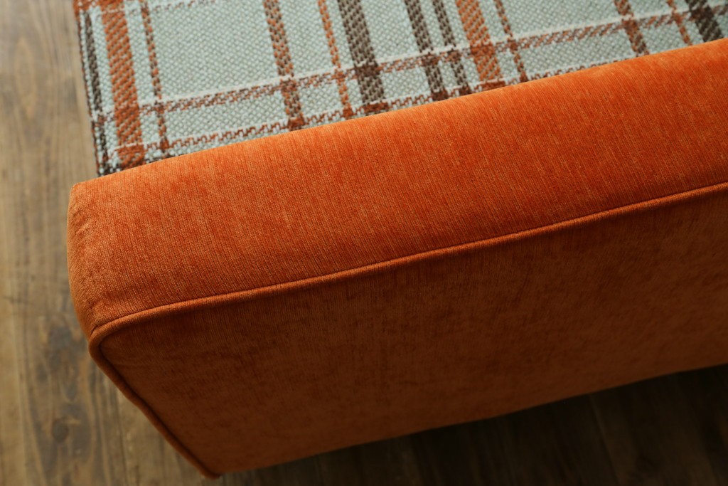 中古　美品　ACME Furniture(アクメ ファニチャー)　JETTY(ジェッティ)　色味や柄のバランスがおしゃれな3Pソファ　定価約40万円　(R-081928)