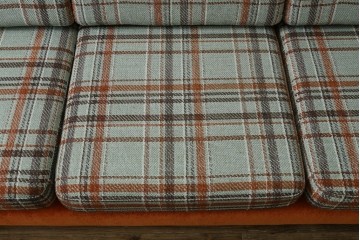 中古　美品　ACME Furniture(アクメ ファニチャー)　JETTY(ジェッティ)　色味や柄のバランスがおしゃれな3Pソファ　定価約40万円　(R-081928)