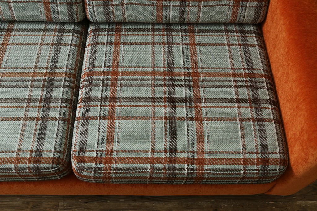 中古　美品　ACME Furniture(アクメ ファニチャー)　JETTY(ジェッティ)　色味や柄のバランスがおしゃれな3Pソファ　定価約40万円　(R-081928)