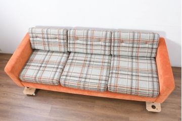 中古　美品　ACME Furniture(アクメ ファニチャー)　JETTY(ジェッティ)　色味や柄のバランスがおしゃれな3Pソファ(3人掛けソファ、三人掛け、トリプルソファ)(定価約40万円)(R-081928)