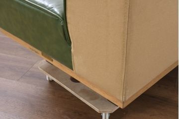 中古　美品　UP TOWN FURNITURE(アップタウン・ファニチャー)　PULLEY(プーリー)　合皮　レトロな色使いがおしゃれな2人掛けカウチソファ(二人掛け、2Pソファ、コーナーソファ)(R-081930)