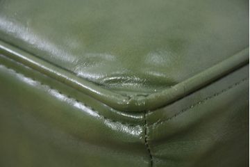 中古　美品　UP TOWN FURNITURE(アップタウン・ファニチャー)　PULLEY(プーリー)　合皮　レトロな色使いがおしゃれな2人掛けカウチソファ(二人掛け、2Pソファ、コーナーソファ)(R-081930)