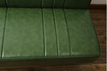 中古　美品　UP TOWN FURNITURE(アップタウン・ファニチャー)　PULLEY(プーリー)　合皮　レトロな色使いがおしゃれな2人掛けソファベンチ(二人掛け、2Pソファ)(R-081931)