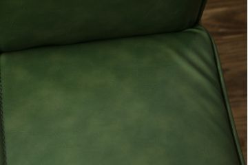 中古　美品　UP TOWN FURNITURE(アップタウン・ファニチャー)　PULLEY(プーリー)　合皮　レトロな色使いがおしゃれな2人掛けソファベンチ(二人掛け、2Pソファ)(R-081931)