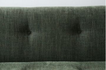 中古　美品　ACME Furniture(アクメ ファニチャー)　 WINDAN SOFA(ウィンダンソファ)　ファブリックに包まれた木のフレームが珍しい2.5人掛けソファ(2P、2.5P、3P、2人掛け、2.5人掛け、3人掛け)(定価約23万円)(R-081932)