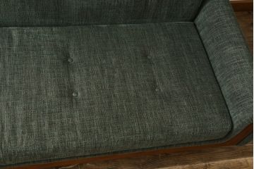 中古　美品　ACME Furniture(アクメ ファニチャー)　 WINDAN SOFA(ウィンダンソファ)　ファブリックに包まれた木のフレームが珍しい2.5人掛けソファ(2P、2.5P、3P、2人掛け、2.5人掛け、3人掛け)(定価約23万円)(R-081932)