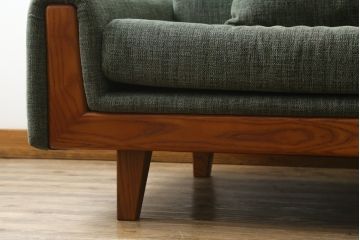 中古　美品　ACME Furniture(アクメ ファニチャー)　 WINDAN SOFA(ウィンダンソファ)　ファブリックに包まれた木のフレームが珍しい2.5人掛けソファ(2P、2.5P、3P、2人掛け、2.5人掛け、3人掛け)(定価約23万円)(R-081932)