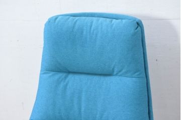 中古　美品　デンマーク　IDC大塚家具取り扱い　THECA(テカ)　MORO(モロ)　鮮やかな色合いが空間のアクセントになるイージーチェア(アームチェア、1P、一人掛け、1人掛け、イス、椅子、北欧)(定価約15万円)(R-081934)
