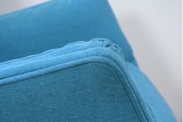 中古　美品　デンマーク　IDC大塚家具取り扱い　THECA(テカ)　MORO(モロ)　鮮やかな色合いが空間のアクセントになるイージーチェア(アームチェア、1P、一人掛け、1人掛け、イス、椅子、北欧)(定価約15万円)(R-081934)
