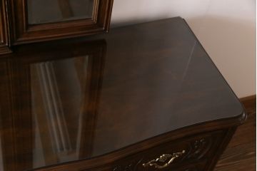 中古　美品　DREXEL HERITAGE(ドレクセルヘリテイジ)　old continent(オールドコンチネント)　美しい装飾が目を惹くチェスト(サイドチェスト、引き出し、サイドボード)(R-081939)
