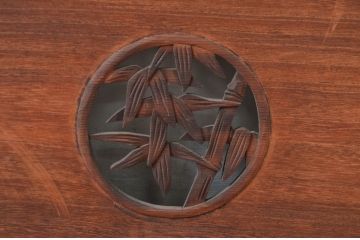 アンティーク建具　竹と菊の図柄が素敵な彫刻欄間1枚(明かり取り、明り取り)(R-081955)