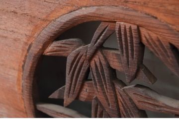 アンティーク建具　竹と菊の図柄が素敵な彫刻欄間1枚(明かり取り、明り取り)(R-081955)