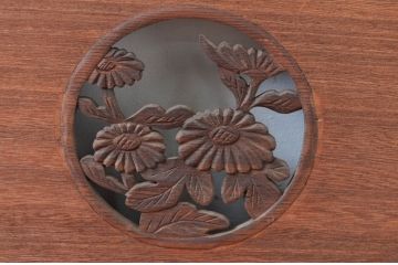 アンティーク建具　竹と菊の図柄が素敵な彫刻欄間1枚(明かり取り、明り取り)(R-081955)