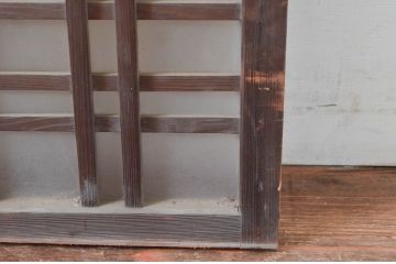 アンティーク建具　片面ガラス　歴史を刻んだ風合いが趣あるマス目格子明かり取り(明り取り)(R-081959)