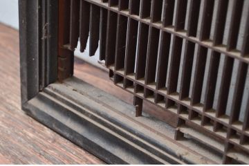 アンティーク建具　上手物!!　繊細な作りが魅力的な筬格子と凝った面取り框の欄間1枚(らんま、明り取り、明かり取り)(R-081961)