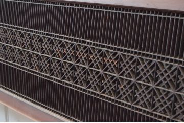 アンティーク建具　職人技が光る!和モダンなデザインが素敵な組子入り筬欄間2枚セット(オサランマ、おさらんま、明かり取り、明り取り)(R-081964)