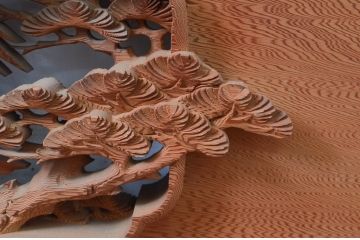 アンティーク建具　松と鷹(タカ)の図柄が見事な厚みのある両面彫刻欄間2枚セット(らんま、明かり取り、明り取り)(R-081965)