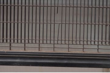 アンティーク建具　上手物!!　繊細な作りが魅力的な筬格子と凝った面取り框の欄間3枚(らんま、明り取り、明かり取り)(R-081967)