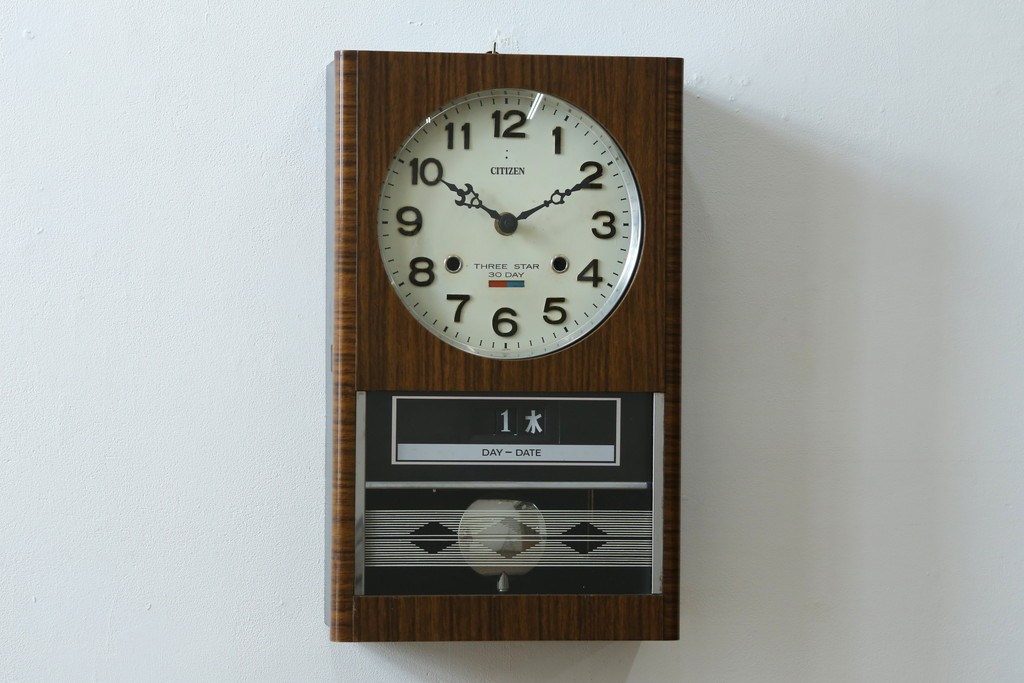 和製ビンテージ　CITIZEN(シチズン)　30DAY　昭和レトロな雰囲気漂う掛け時計　(R-081981)