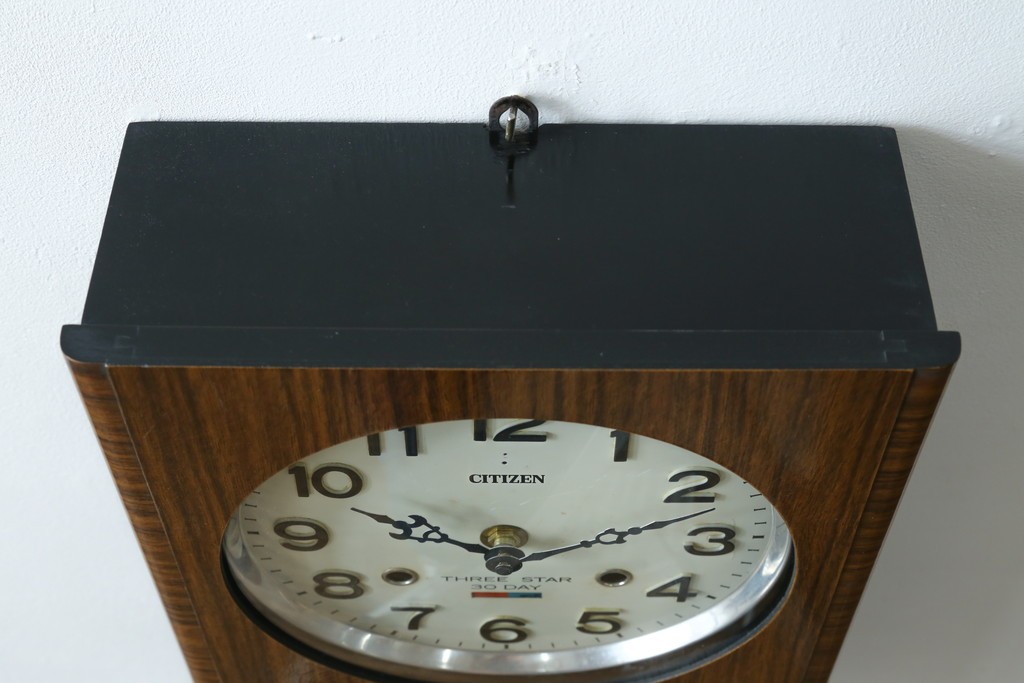 和製ビンテージ　CITIZEN(シチズン)　30DAY　昭和レトロな雰囲気漂う掛け時計　(R-081981)