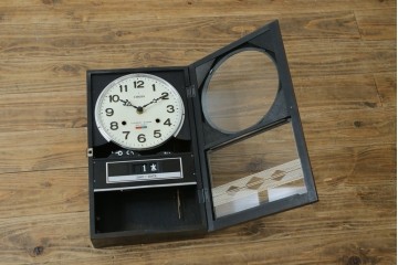 和製ビンテージ　CITIZEN(シチズン)　30DAY　昭和レトロな雰囲気漂う掛け時計　(R-081981)