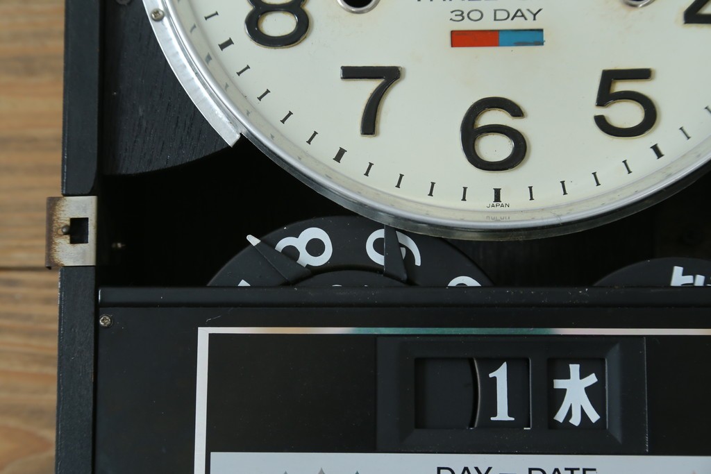 和製ビンテージ　CITIZEN(シチズン)　30DAY　昭和レトロな雰囲気漂う掛け時計　(R-081981)