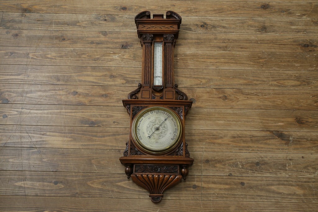 フランスアンティーク　クラシカルな彫刻入りアネロイド気圧計　(R-081985)