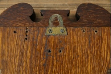 フランスアンティーク　クラシカルな彫刻入りアネロイド気圧計　(R-081985)