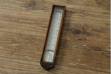 フランスアンティーク　クラシカルな彫刻入りアネロイド気圧計　(R-081985)