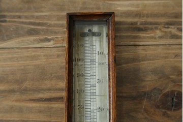 フランスアンティーク　クラシカルな彫刻入りアネロイド気圧計　(R-081985)