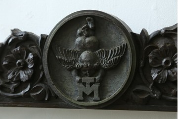 和製アンティーク　森永エンゼルストア　木彫り　昭和レトロな空間演出におすすめの彫刻看板　(R-081993)