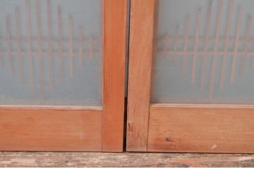 ビンテージ建具　片面ガラス　上質な和の空間を演出してくれる彫刻と組子の書院戸4枚セット(ガラス戸、引き戸、ヴィンテージ)(R-081997)