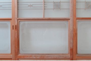 ビンテージ建具　和風レトロな雰囲気漂うガラス戸4枚セット(引き戸、ヴィンテージ)(R-081998)